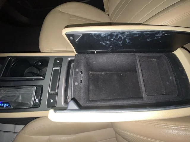 Used 2015 Beige Hyundai 3.8 image 21
