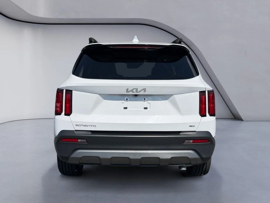 Used 2023 Glacial White Pearl Kia X-Line SX Prestige image 4