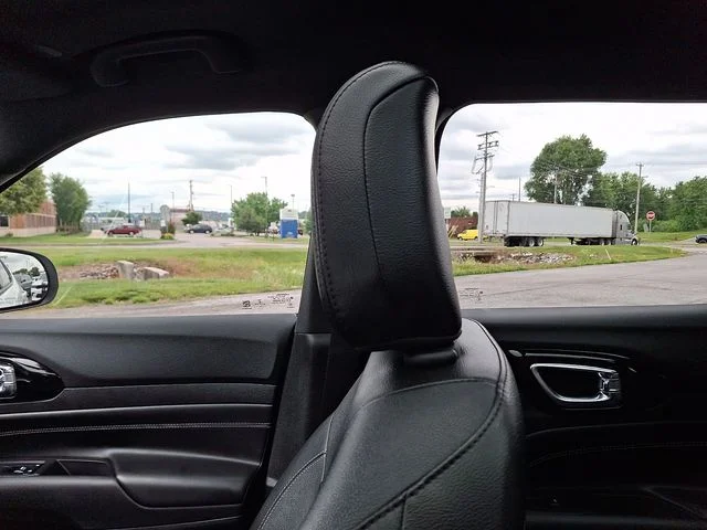 Used 2022 White Jeep Limited image 17