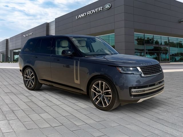 Used 2026 Varesine Blue Metallic Land Rover SE image 7