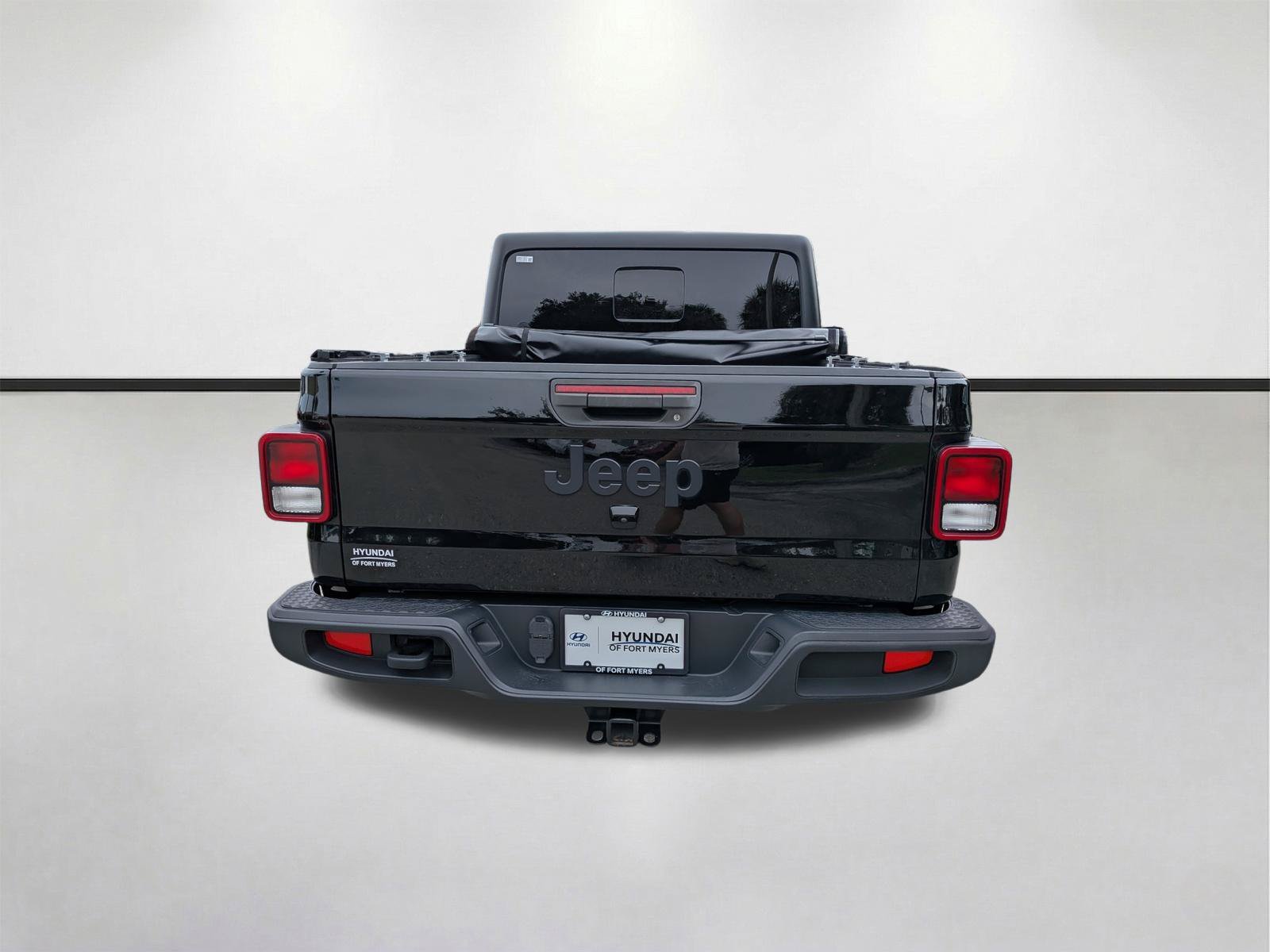 Used 2023 Black Clearcoat Jeep Sport S image 5