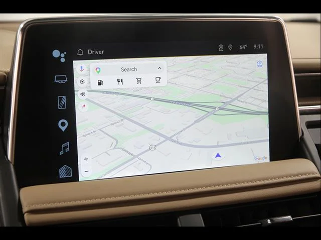 2024 Chevrolet Suburban Premier - Photo 14