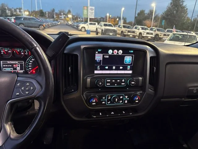 Used 2015 White Chevrolet LT image 15