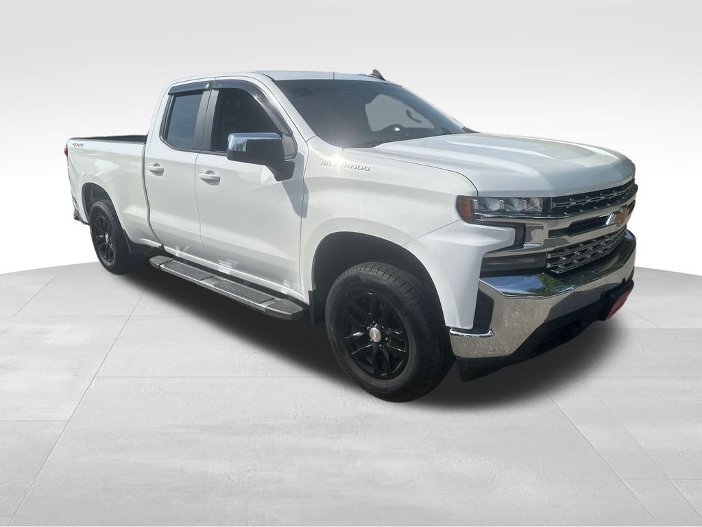 Used 2020 White Chevrolet LT image 30