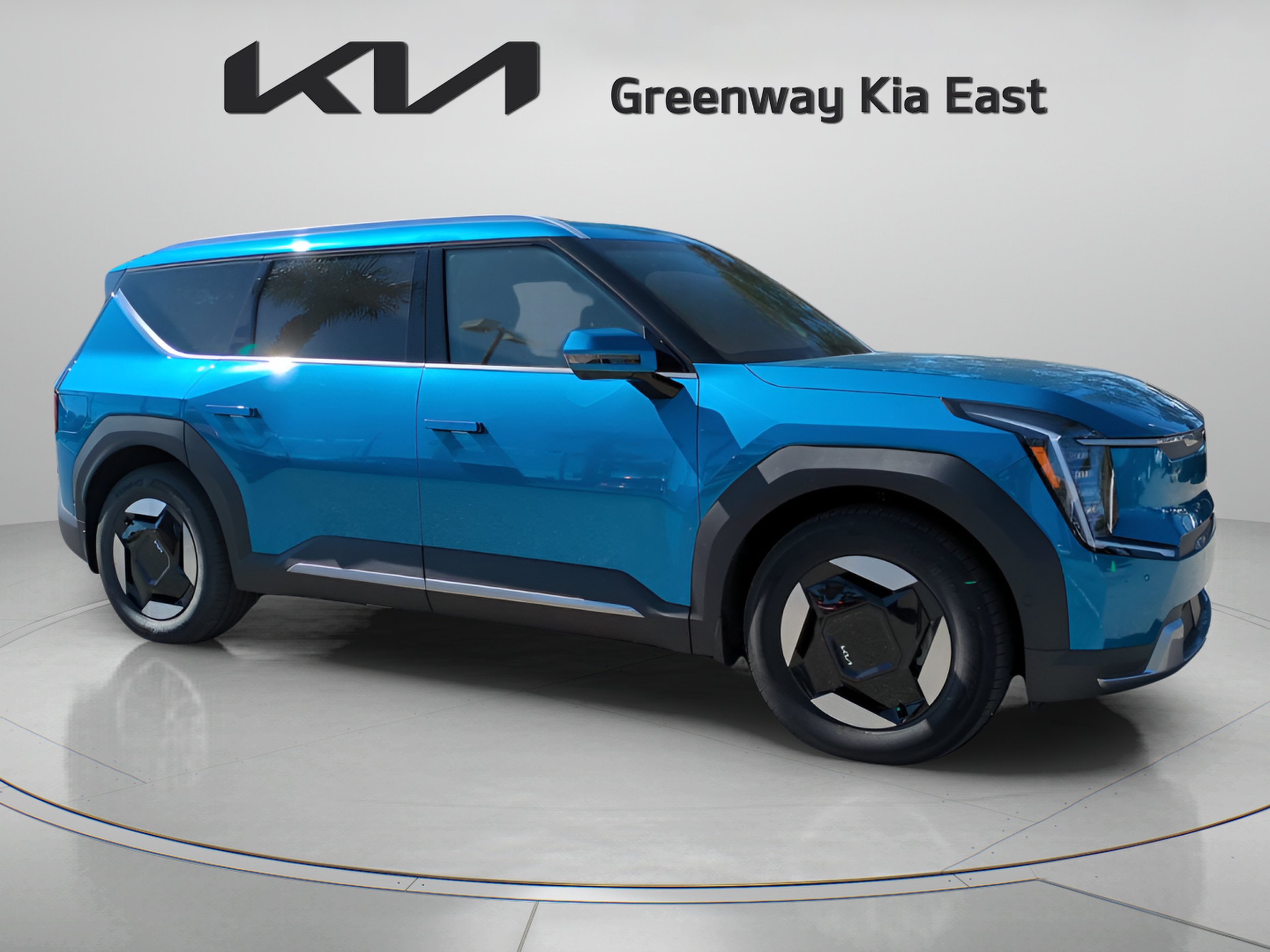 New 2026 Ocean Blue Kia Wind image 3