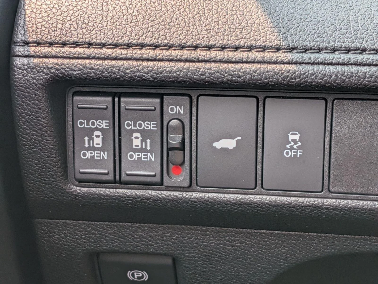 Used 2025 Sonic Gray Pearl Honda Sport-L image 18