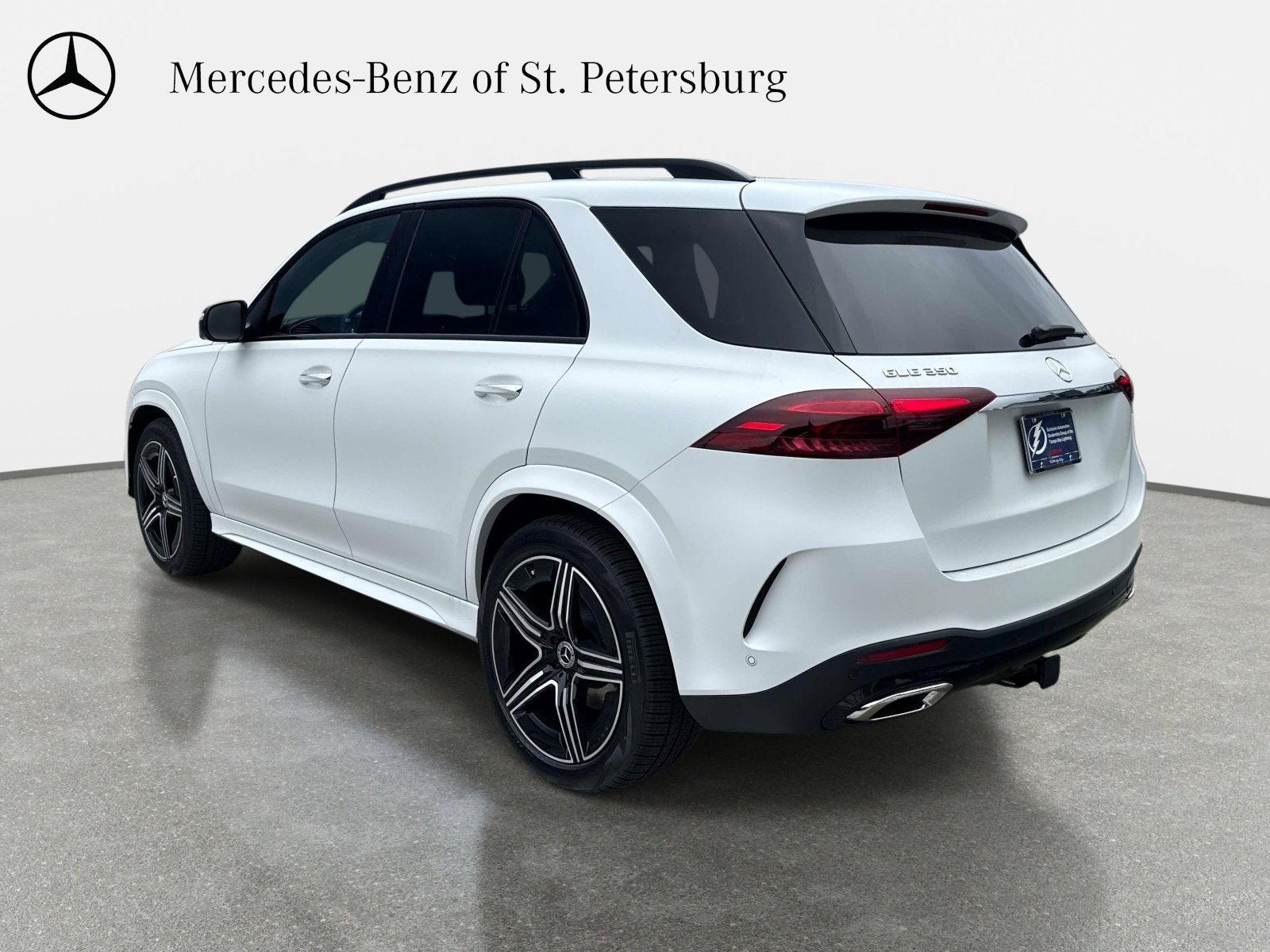 New 2026 Moonlight White Mercedes-Benz 350 4MATIC® SUV image 4