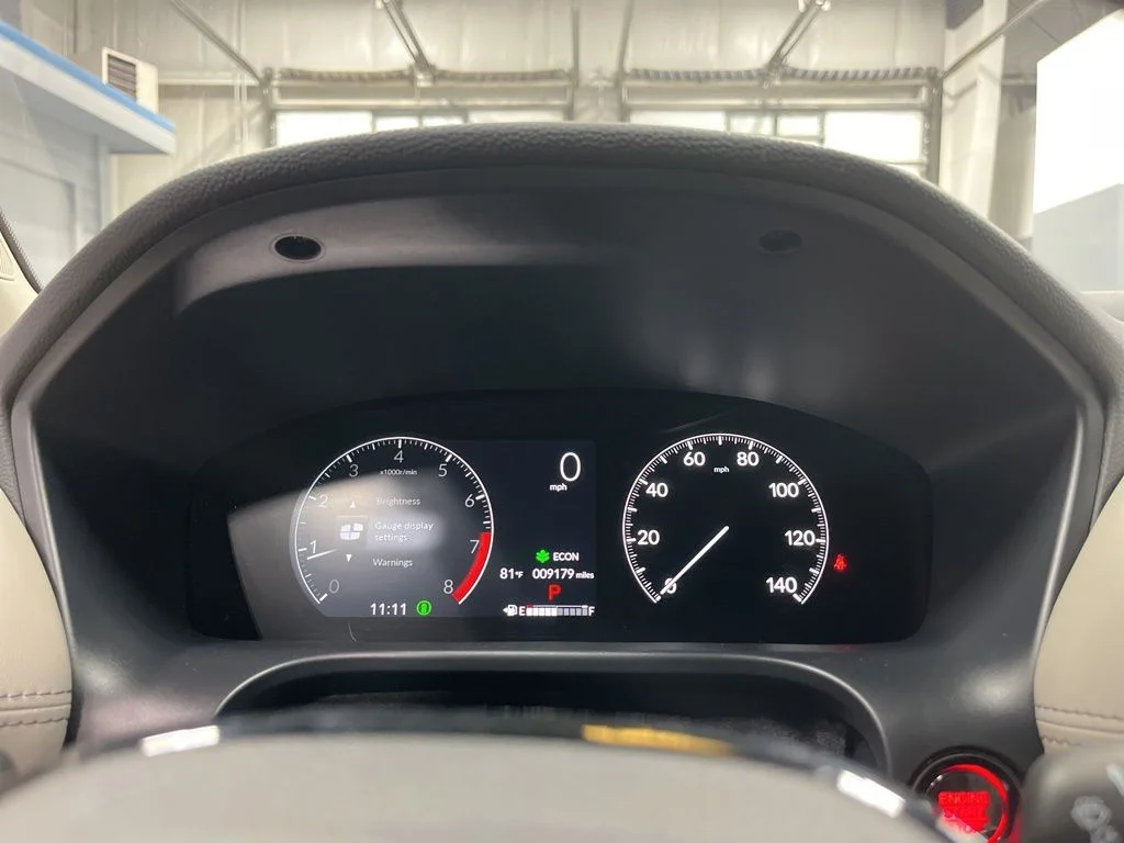 Used 2024 Modern Steel Metallic Honda EX-L image 17