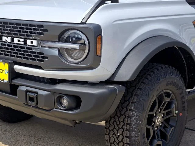 New 2026 Oxford White Ford Badlands® image 25