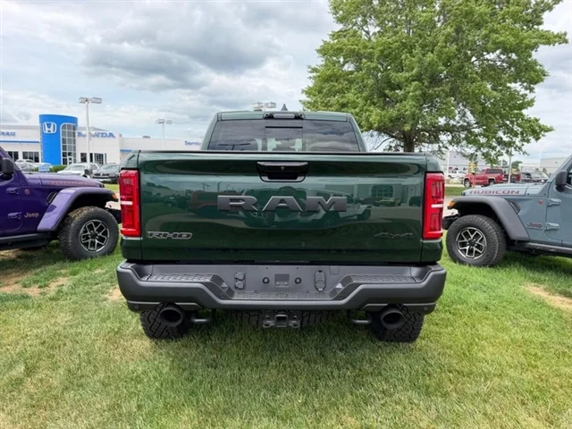New 2026 Serrano-Green Metallic Exterior Paint RAM RHO image 5