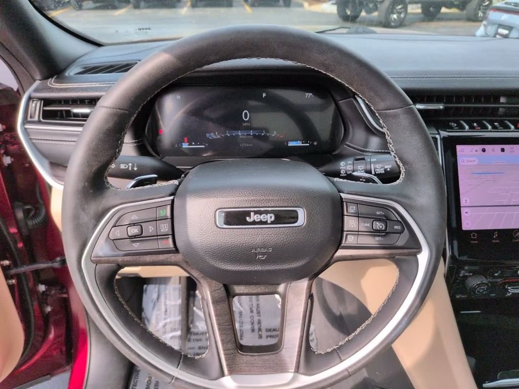 Certified Used 2025 Velvet Jeep Limited image 22
