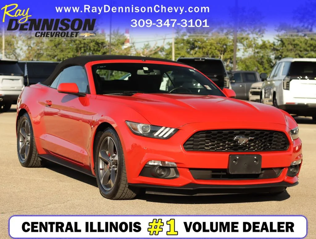 2015 Ford Mustang V6 Convertible's photo