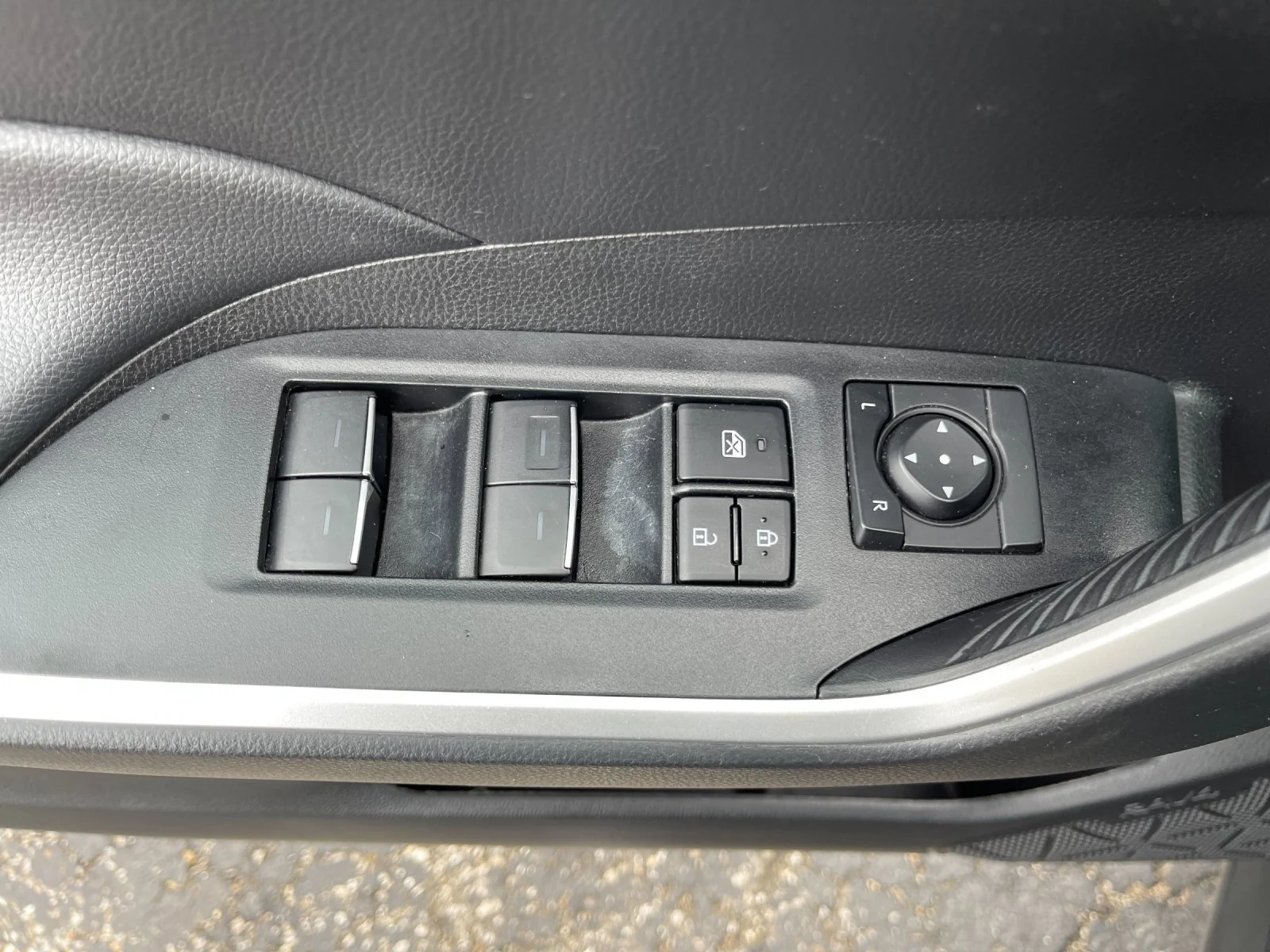 Used 2024 Black Toyota XLE image 12