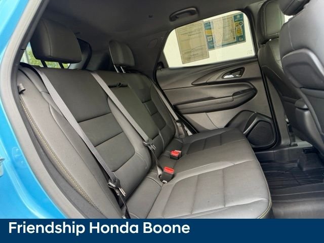 Used 2025 Blue Chevrolet ACTIV image 41