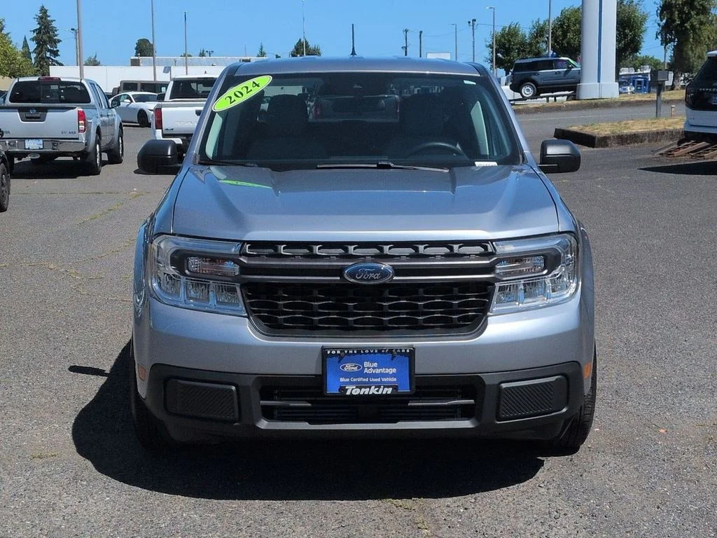 Used 2024 Silver Metallic Ford XLT image 8