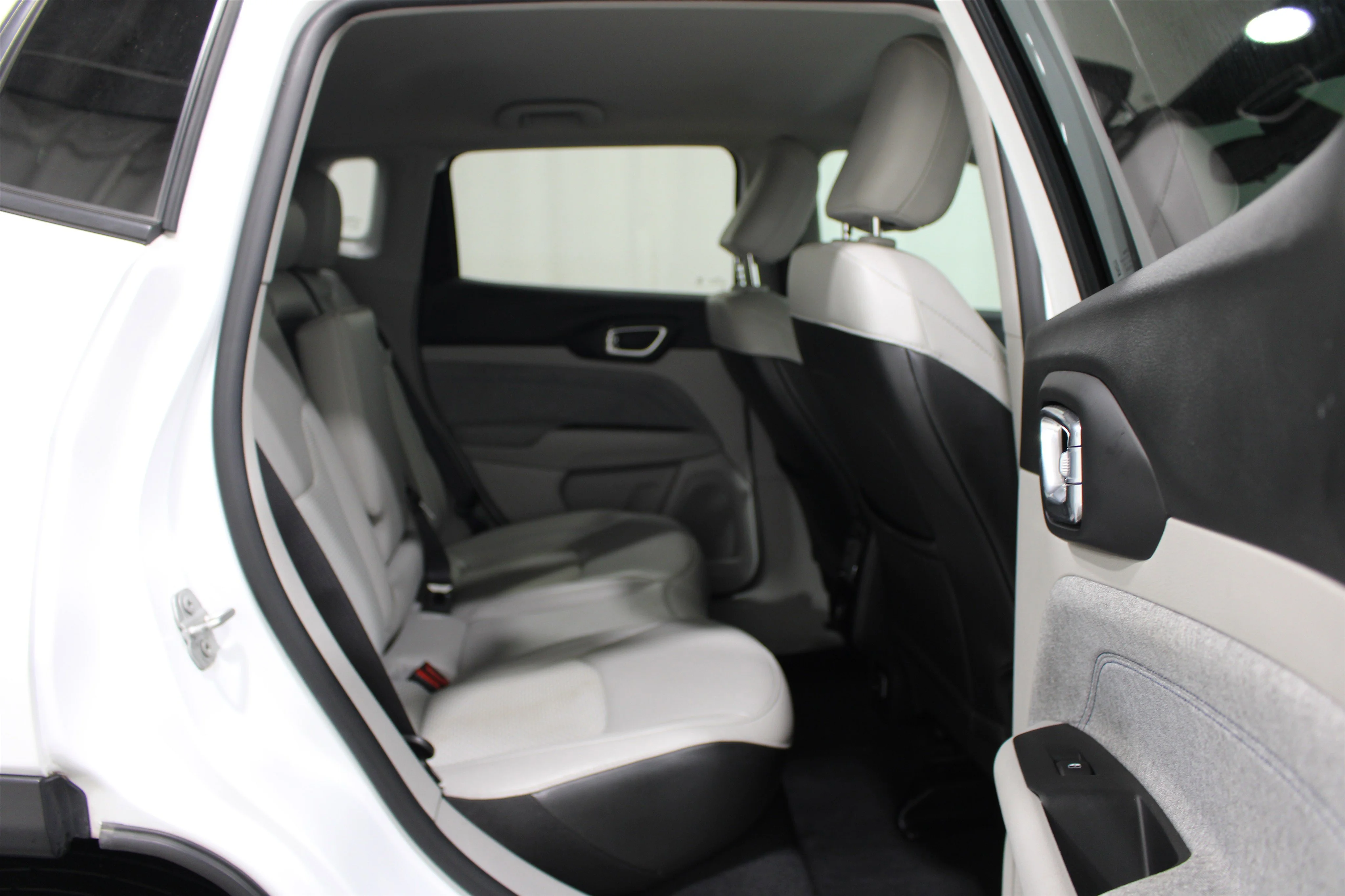 2022 Jeep Compass Latitude - Photo 23