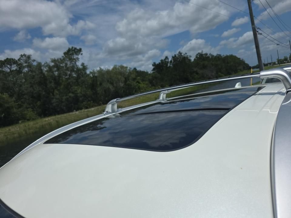 Certified Used 2023 White INFINITI Sensory image 12