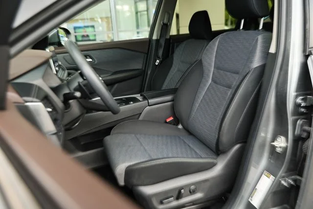 Used 2023 Gun Metallic Nissan SV image 18