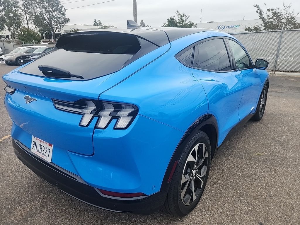 Used 2023 Blue Ford Premium image 13
