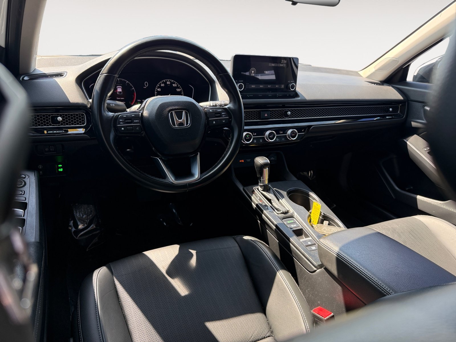 Used 2022 Platinum White Pearl Honda EX-L image 15