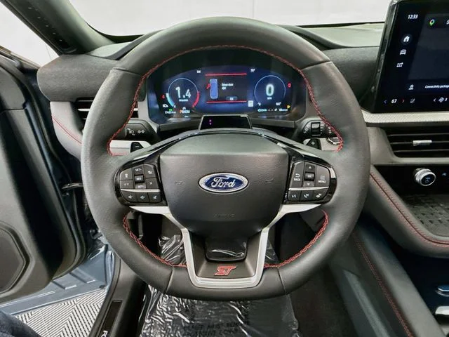 Used 2025 Vapor Blue Ford ST image 11