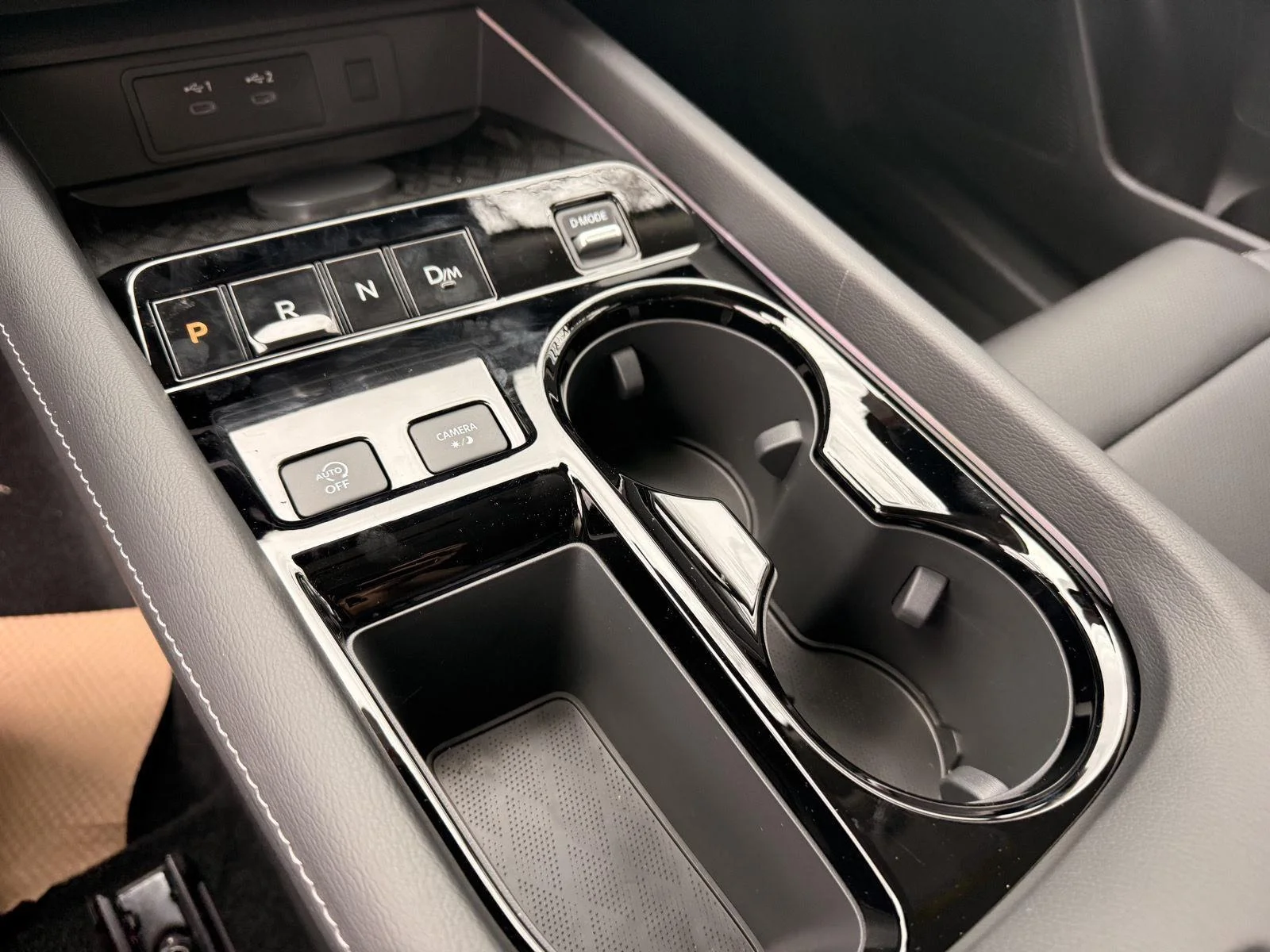 New 2026 Super Black Nissan SL image 6