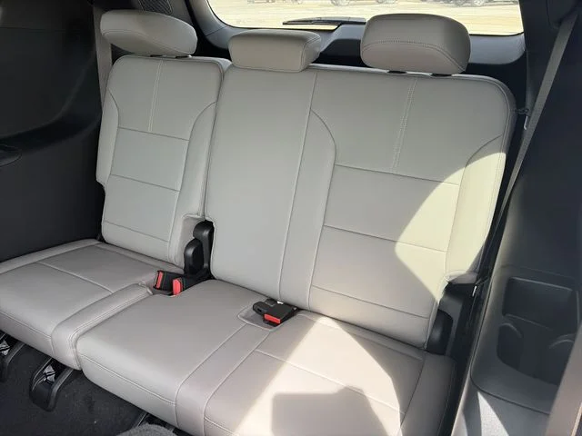 New 2026 White GMC Elevation image 11