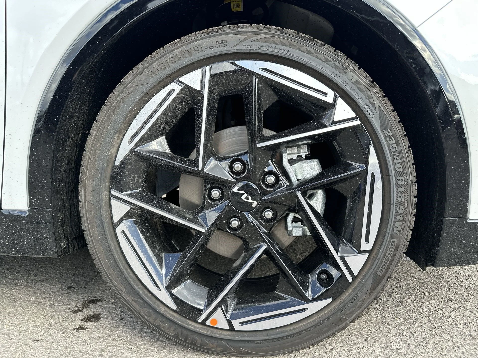 New 2026 Snow White Pearl Kia GT-Line image 11