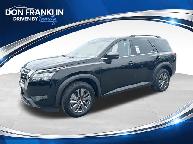 2025 Nissan Pathfinder SV