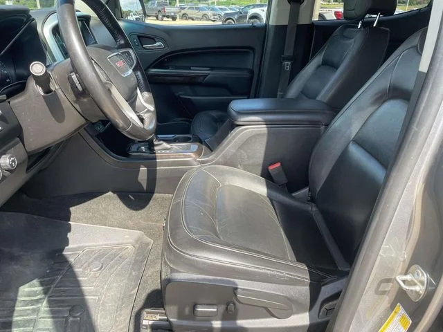 Used 2018 Gray GMC SLT image 10