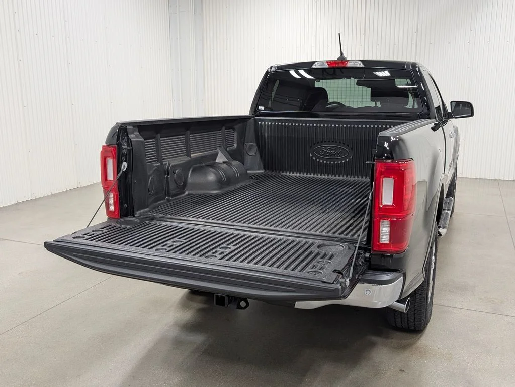 Used 2020 Shadow Black Ford XLT image 20