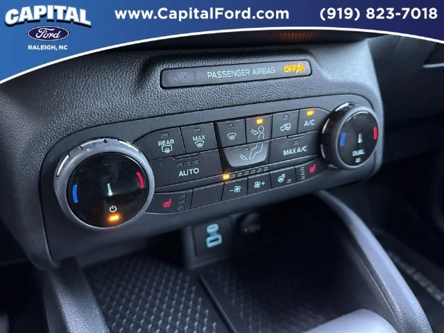 Used 2022 Blue Ford Outer Banks image 29