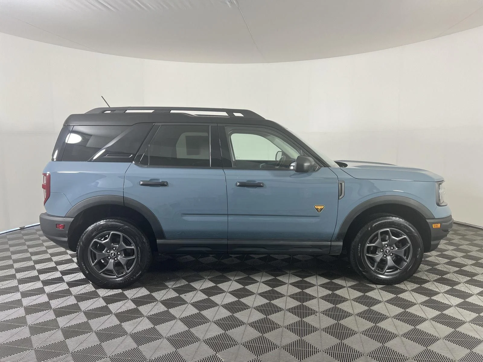 Used 2021 Area 51 Ford Badlands image 2