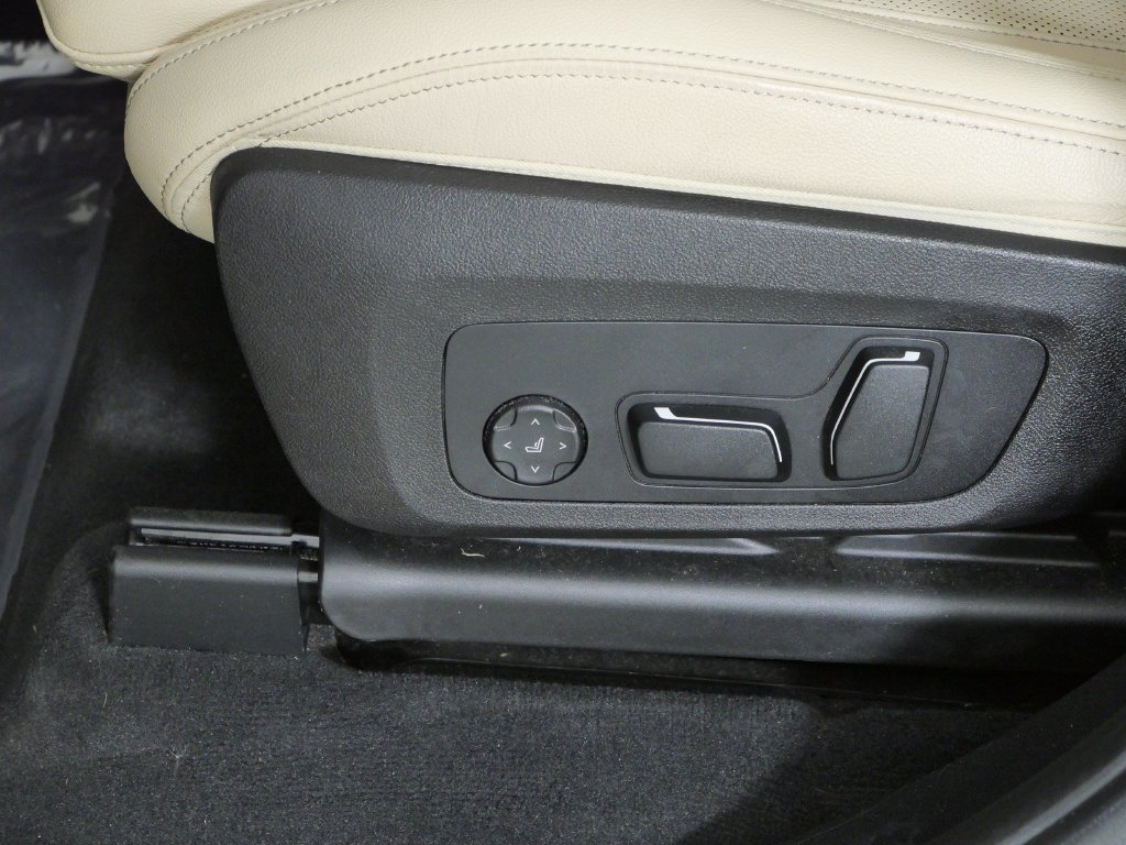 Certified Used 2024 Jet Black BMW xDrive30i image 37