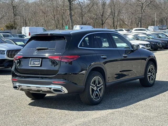 New 2026 Black Mercedes-Benz GLC 300 image 10