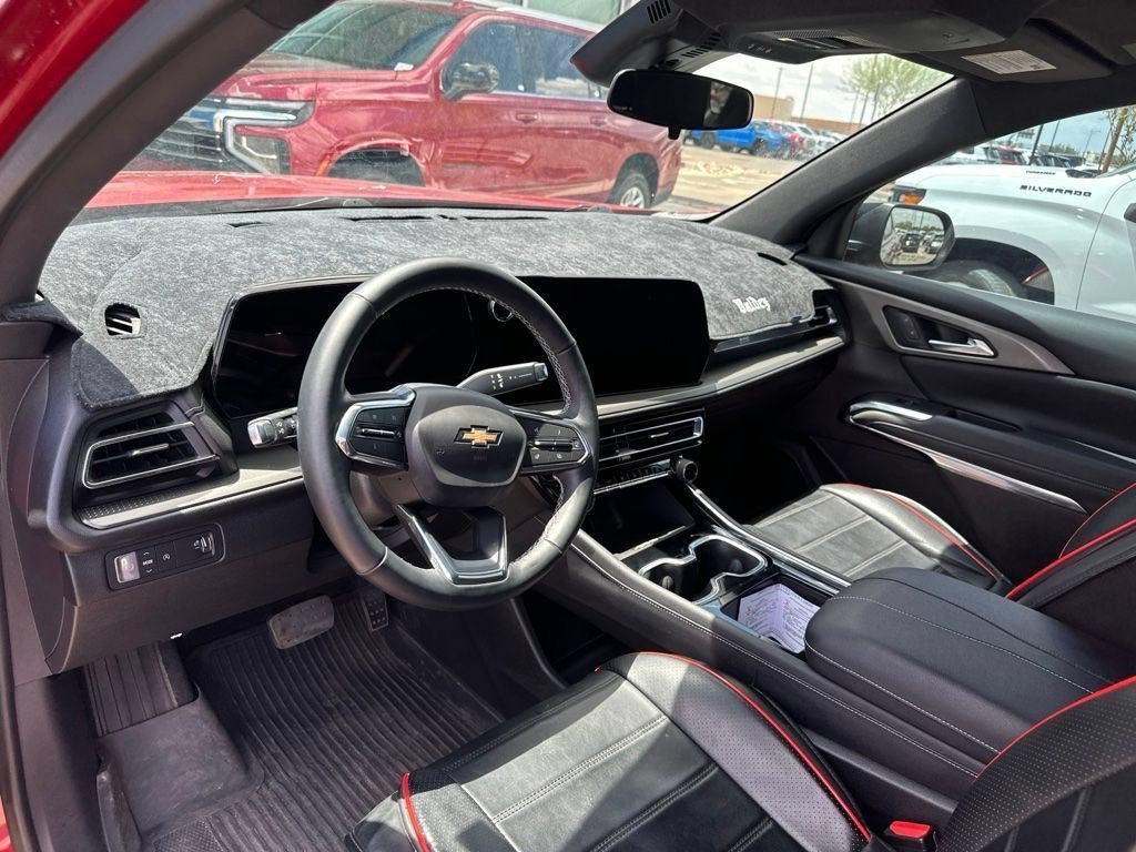 Used 2025 Radiant Red Tintcoat Chevrolet LT image 9