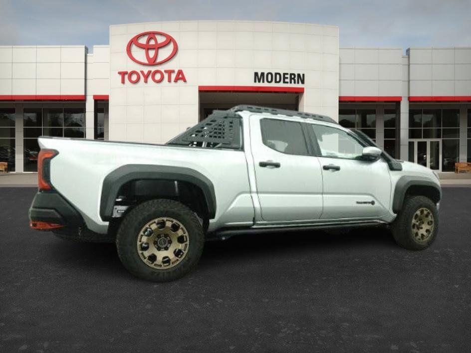 New 2025 Celestial Silver M Toyota Trailhunter image 23