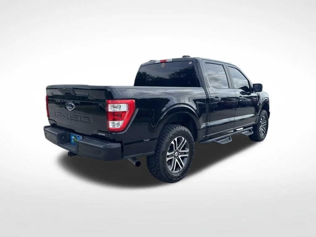 Used 2023 Black Metallic Ford XL image 5
