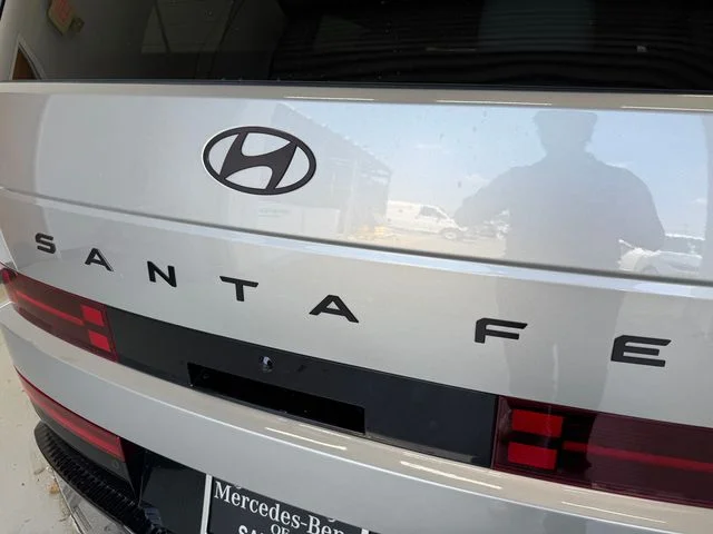Used 2025 Shimmering Silver Pearl Hyundai Calligraphy image 36