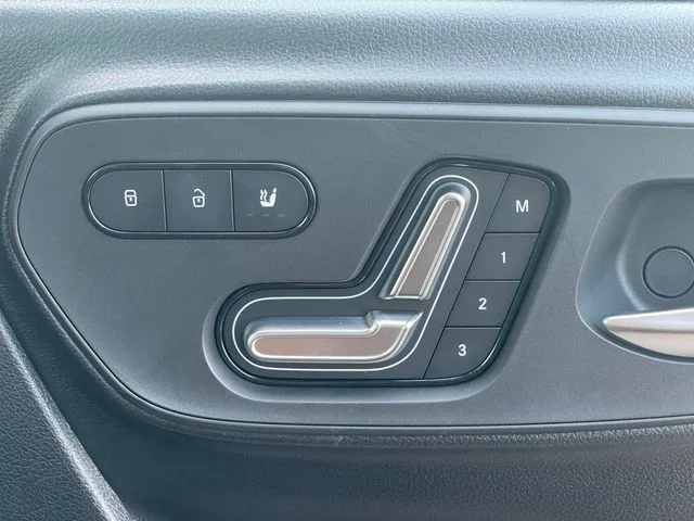 New 2025  Mercedes-Benz Passenger 144 WB image 53