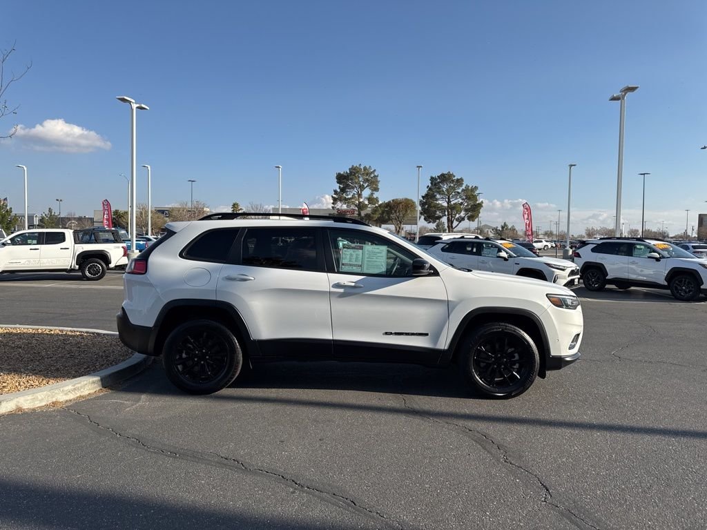 2023 Jeep Cherokee Altitude Lux - Photo 5