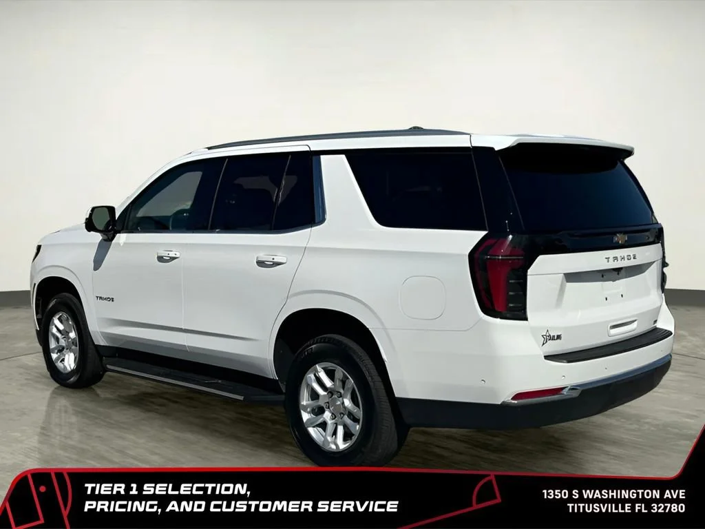 Used 2025 Summit White Chevrolet LT image 4