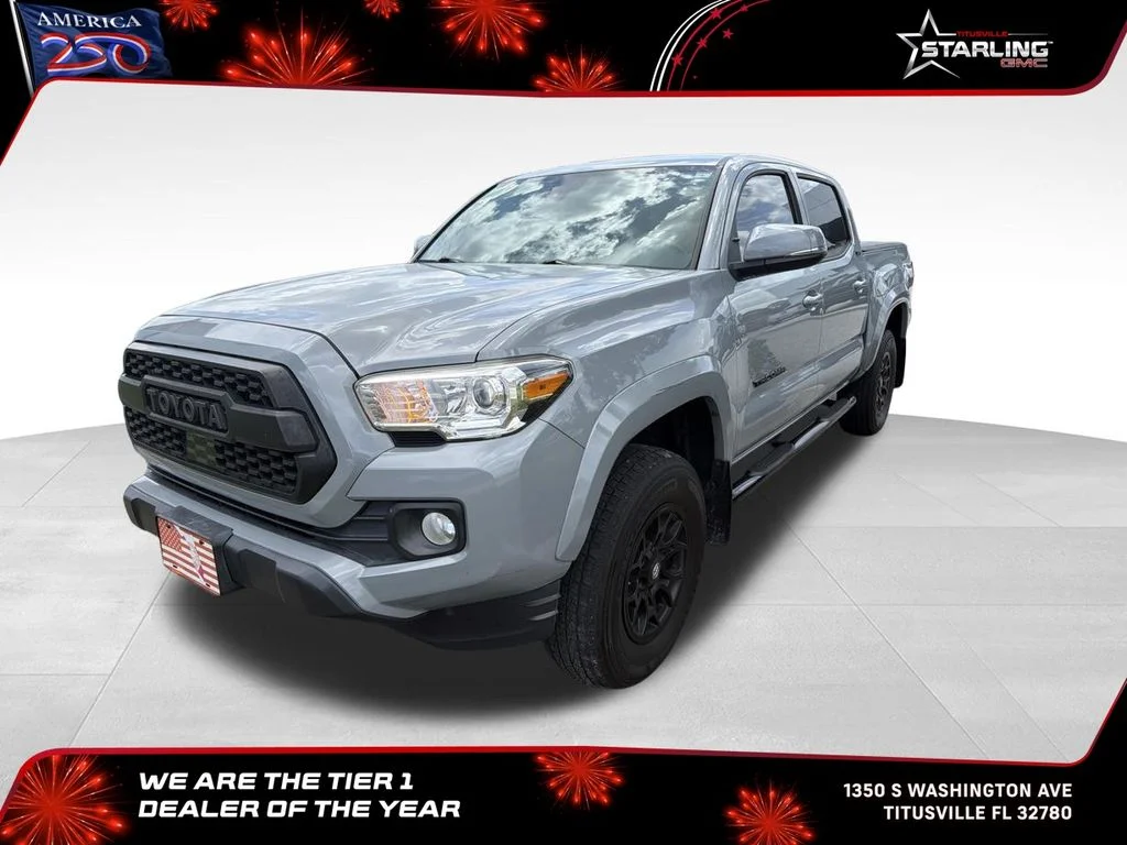 Used 2021  Toyota SR5 image 1