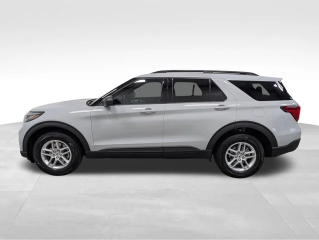 New 2027 Avalanche Gray Ford Active image 30