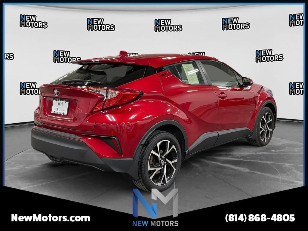 Used 2021 Red Toyota XLE image 5