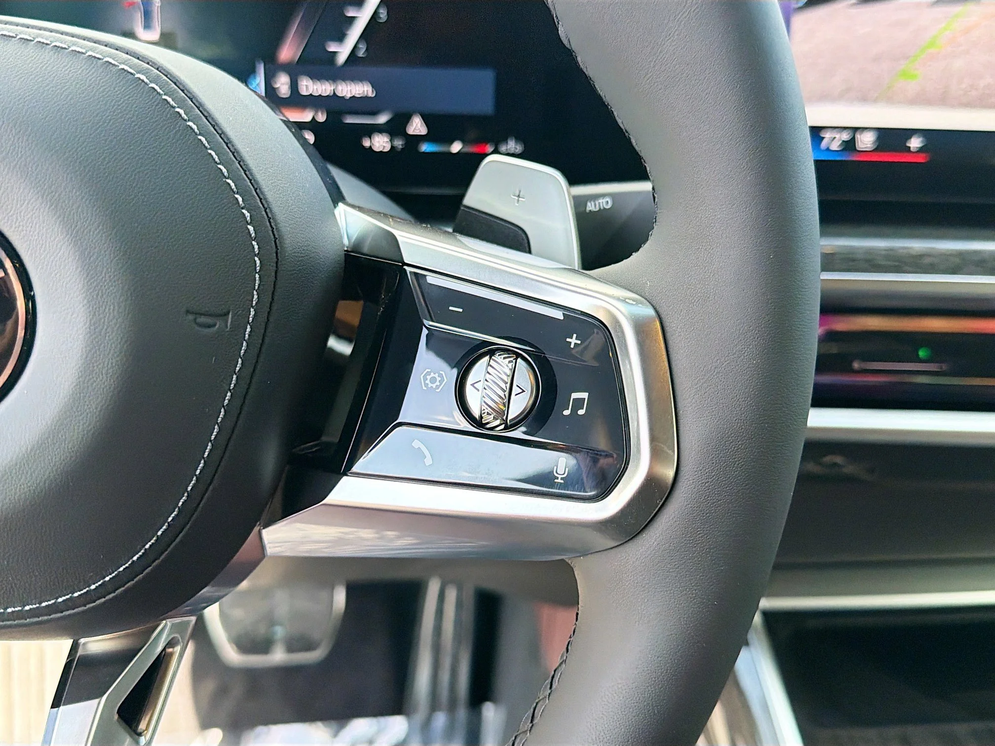 New 2026 Alpine White BMW 740i image 36