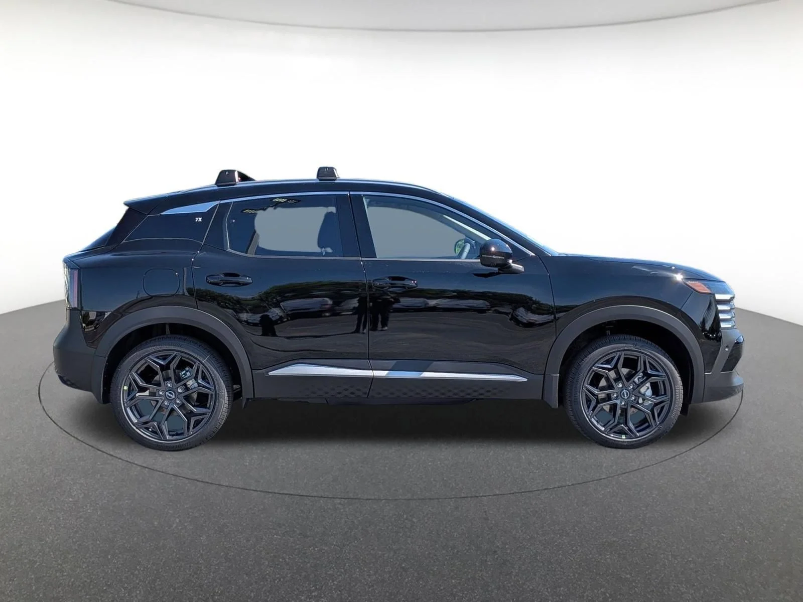 New 2026 Super Black Nissan SR image 5