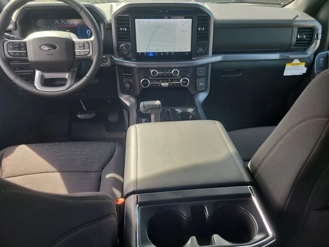 New 2026 Oxford White Ford XLT image 14