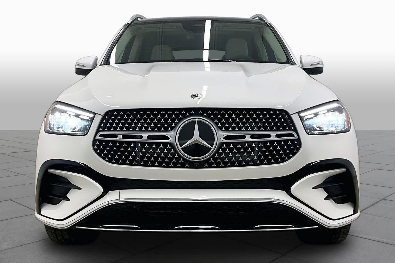 New 2026 Polar White Mercedes-Benz GLE 450 image 3