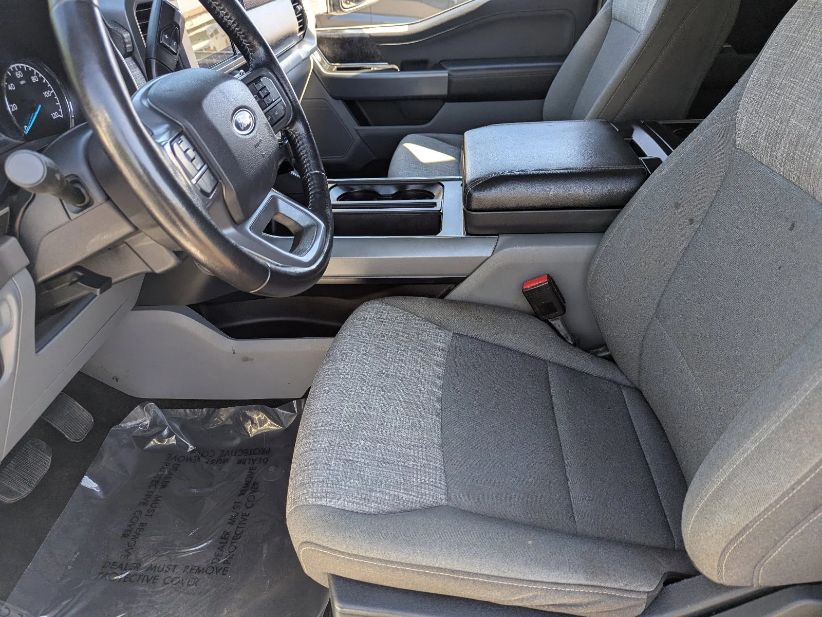 Used 2021 Oxford White Ford XLT image 24